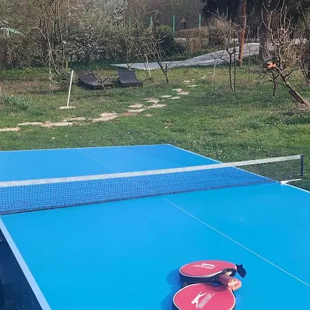 Fruskogorska Kuca - Andrevlje Lounge, Naselje Testera Cerevic