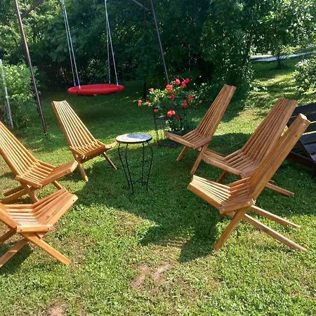 Holiday home Fruskogorska Kuca - Andrevlje Lounge, Naselje Testera *