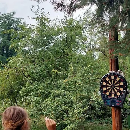 Fruskogorska Kuca - Andrevlje Lounge, Naselje Testera * Cerevic